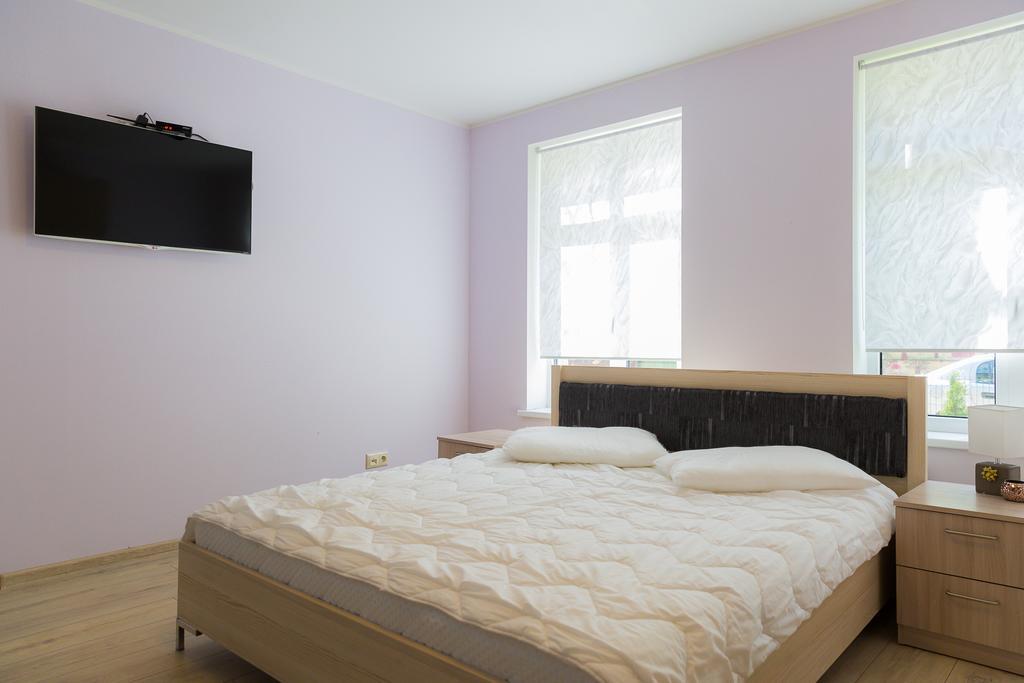 Ecolive Aparthotel Riga Esterno foto